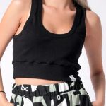 Sleeveless ribbed fitted top