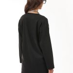 BLOUSE WITH FRONT SLIT AND LOGO BUTTON BLACK