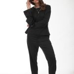 LOOSE-FIT BLOUSE WITH DOUBLE CUFF