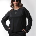 LOOSE-FIT BLOUSE WITH DOUBLE CUFF