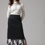 PRINTED SKIRT WITH DOUBLE-LAYERED FABRIC