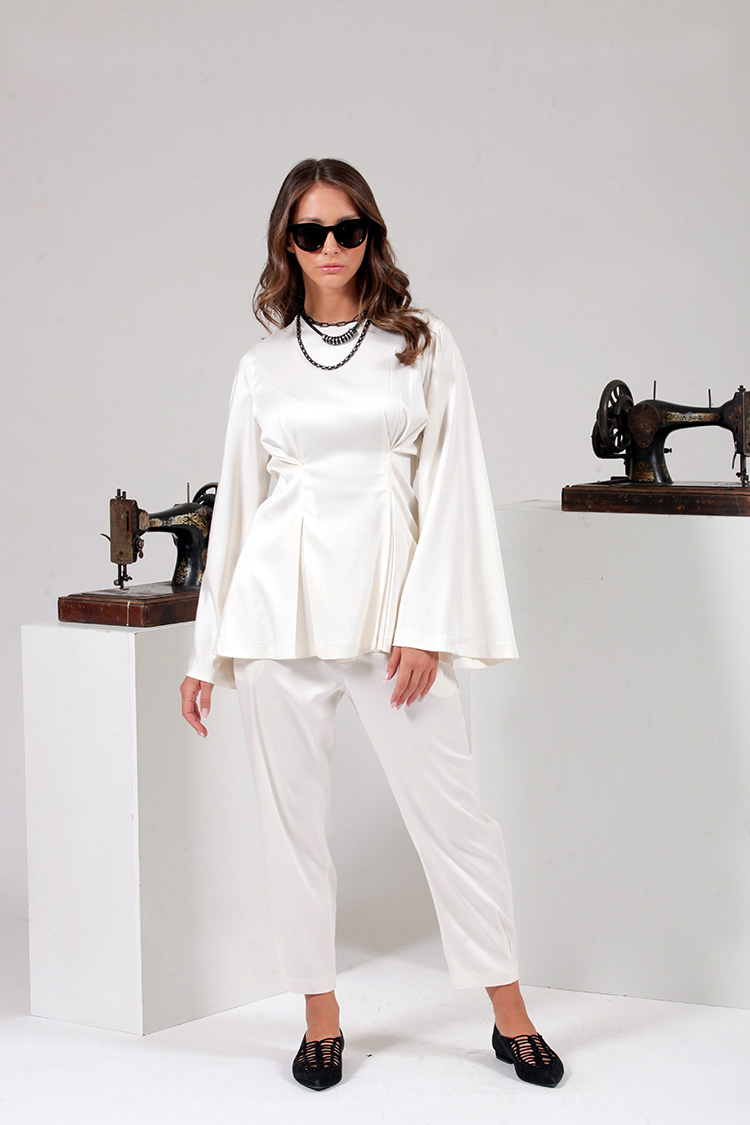 PLEATED BLOUSE WITH FLARED SLEEVES WHITE