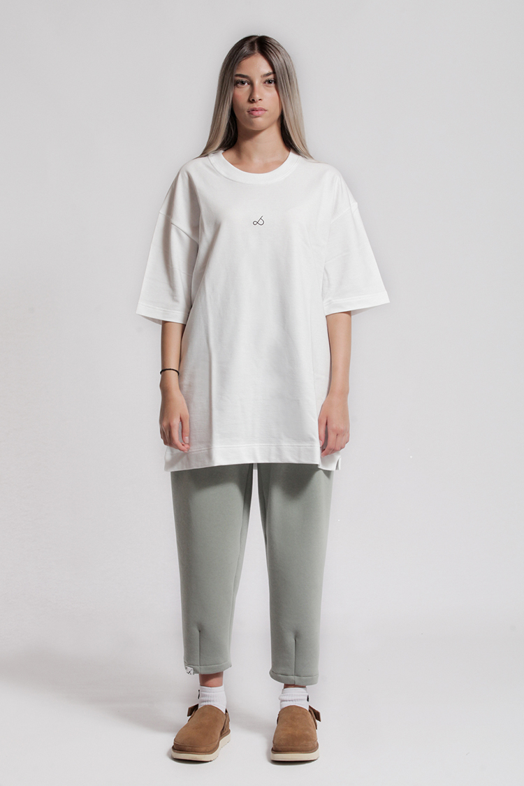 Unisex T-shirt with logo