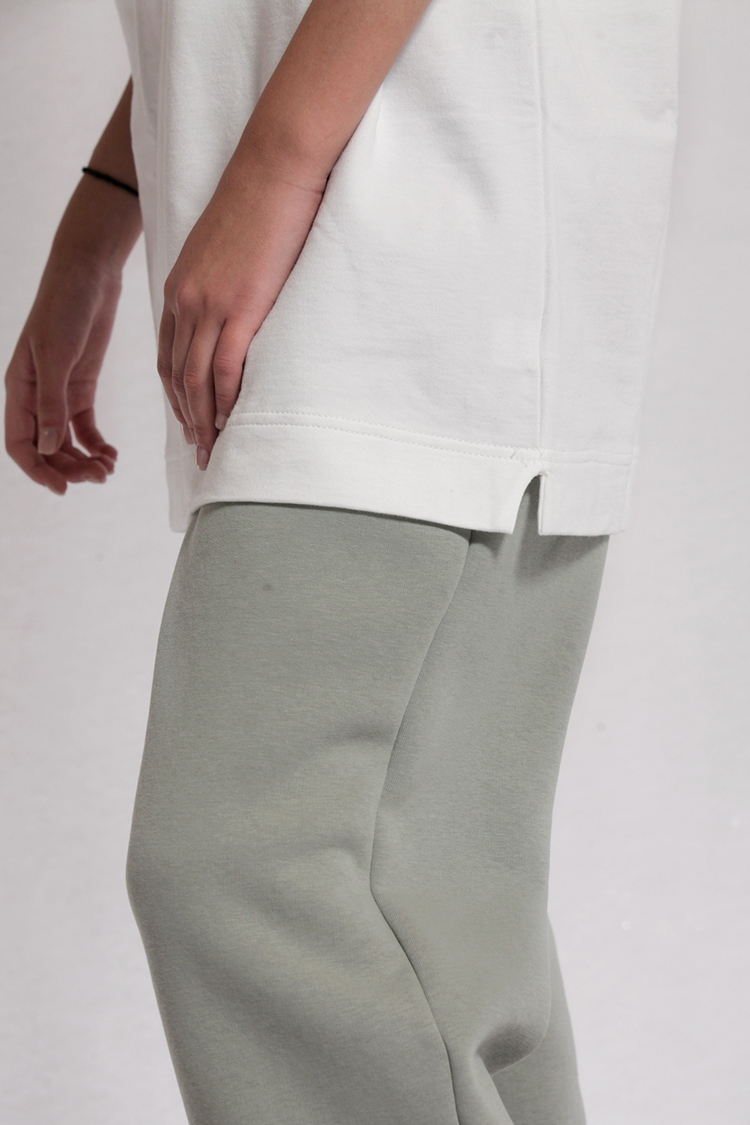 Unisex T-shirt with logo
