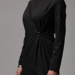 PLEATED LONG DRESS WITH LOGO PIN DETAIL