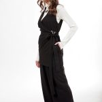 WRAP FRONT WAISTCOAT WITH LOGO PIN BLACK