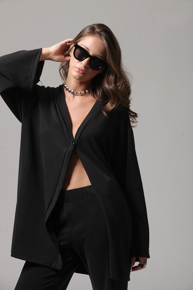 LONGLINE CARDIGAN WITH LOGO BUTTON