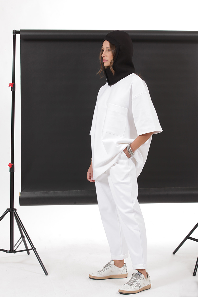 UNISEX BAGGY TROUSERS WITH ELASTICATED WAIST WHITE