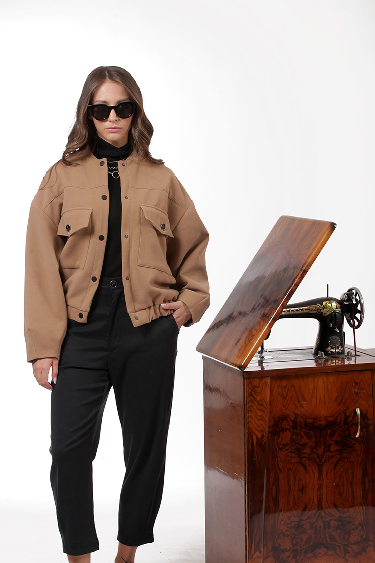 BOMBER JACKET WITH LARGE POCKETS AND LOGO BUTTONS CAMEL