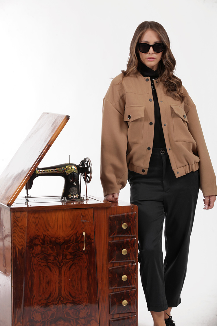 BOMBER JACKET WITH LARGE POCKETS AND LOGO BUTTONS CAMEL