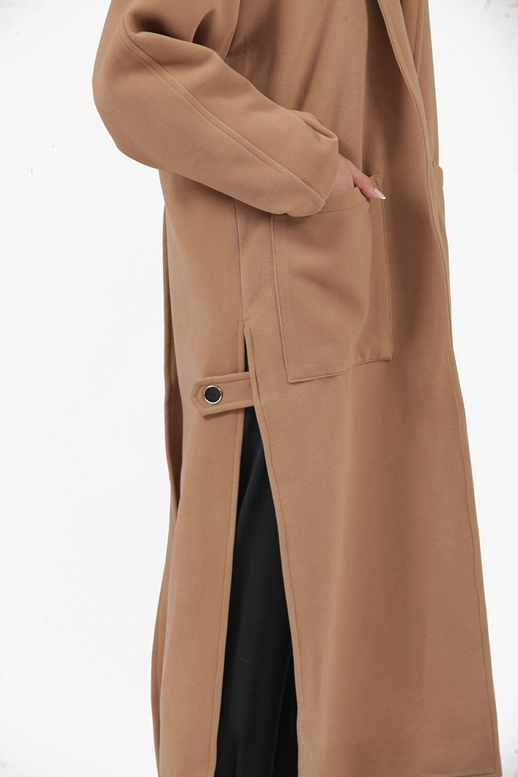 LONG BELTED COAT WITH SIDE SLITS CAMEL