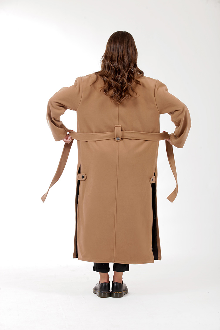 LONG BELTED COAT WITH SIDE SLITS CAMEL
