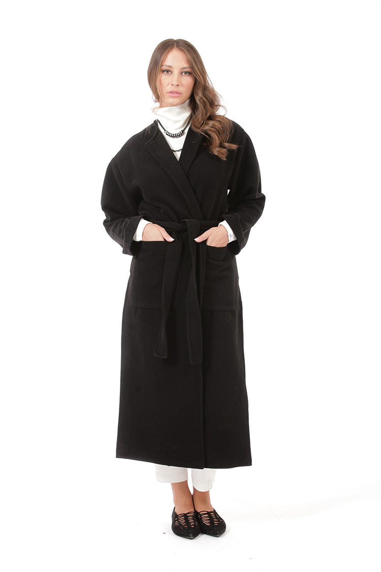 LONG BELTED COAT WITH SIDE SLITS BLACK