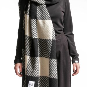 BLACK & CREAM SCARF