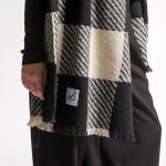 BLACK & CREAM SCARF