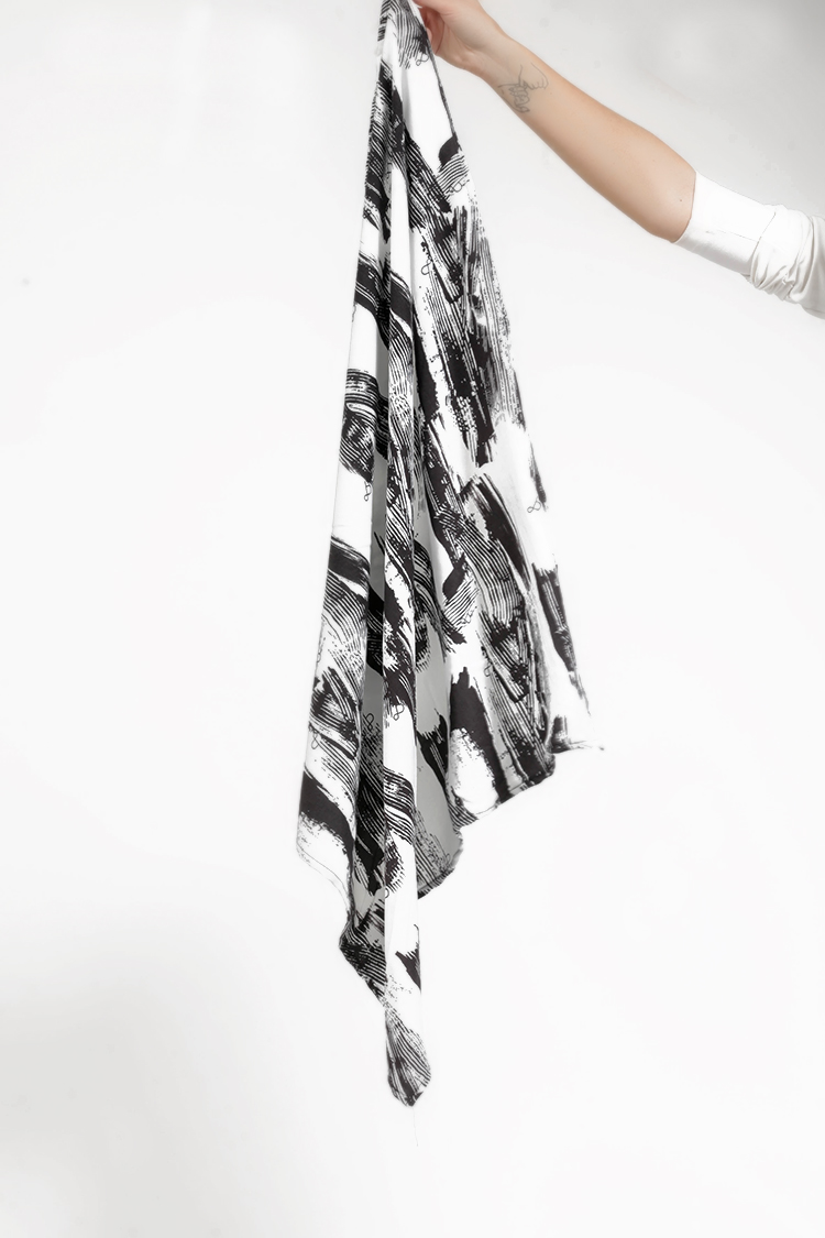 BRUSH PRINT SCARF
