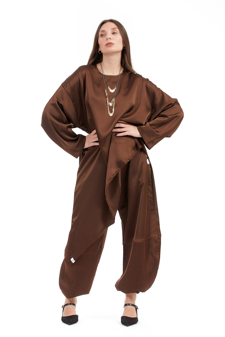 ASYMMETRICAL SATIN OVERSIZED TOP- CHOCOLATE