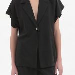 BLAZER WITH OVERSIZED SHOULDERS AND LOGO BUTTON DETAIL — BLACK