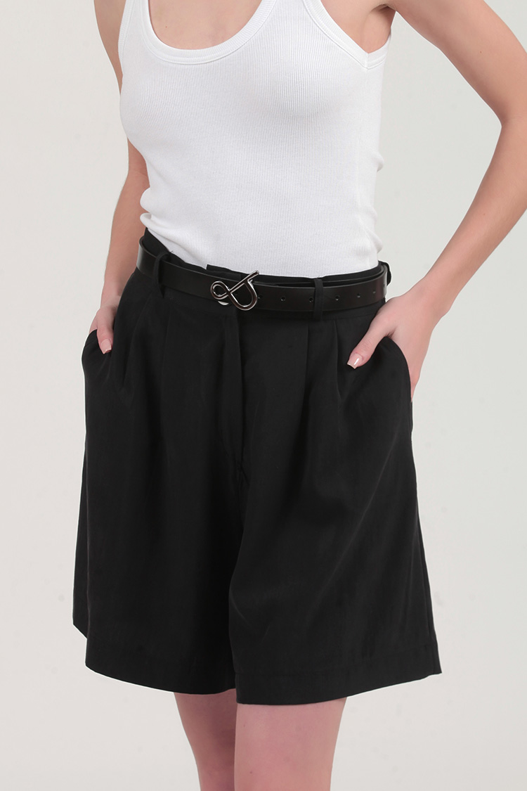 BERMUDA SHORTS WITH ELASTICATED WAIST AND LOGO BUTTON DETAIL — BLACK
