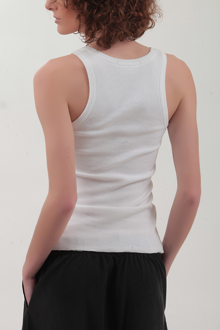 SLEEVELESS RIBBED FITTED TOP — WHITE