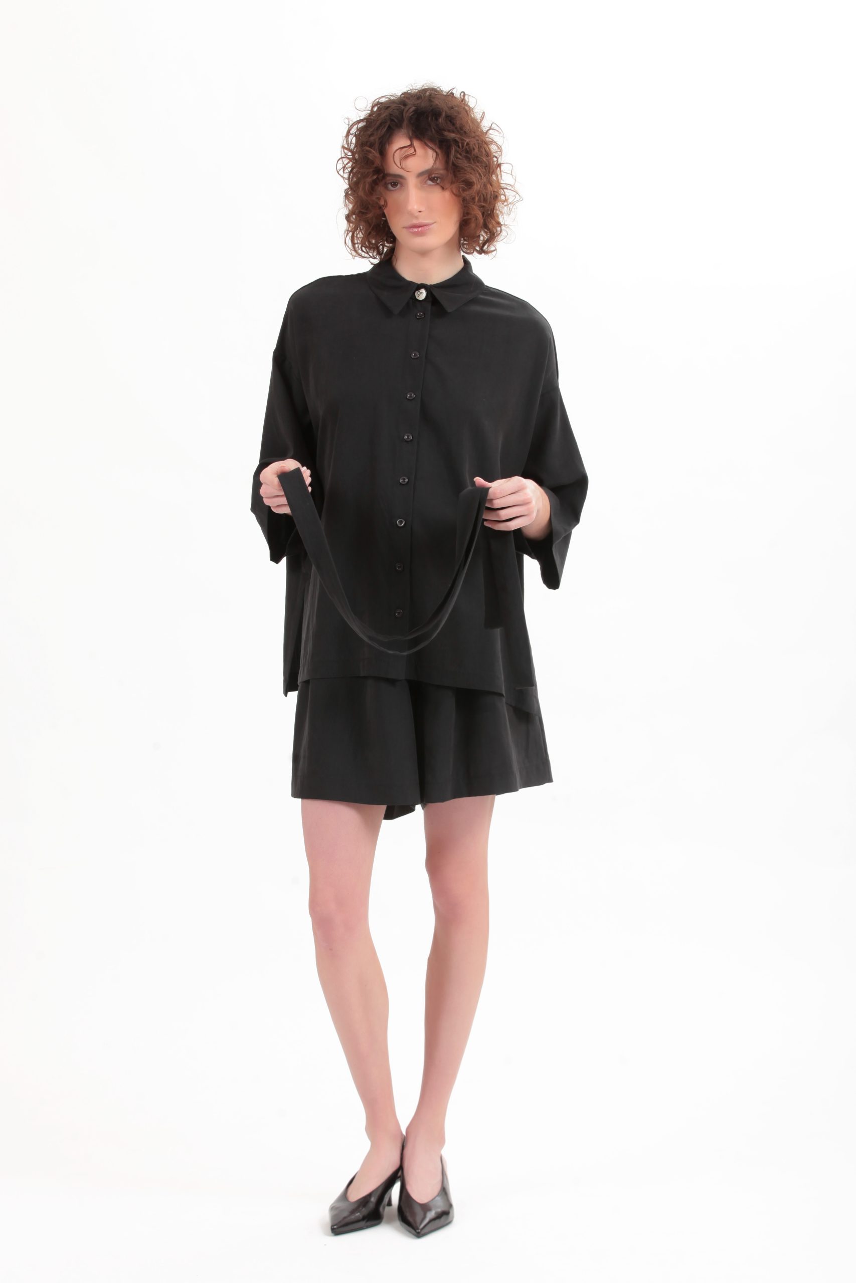 UNISEX SHIRT — BLACK