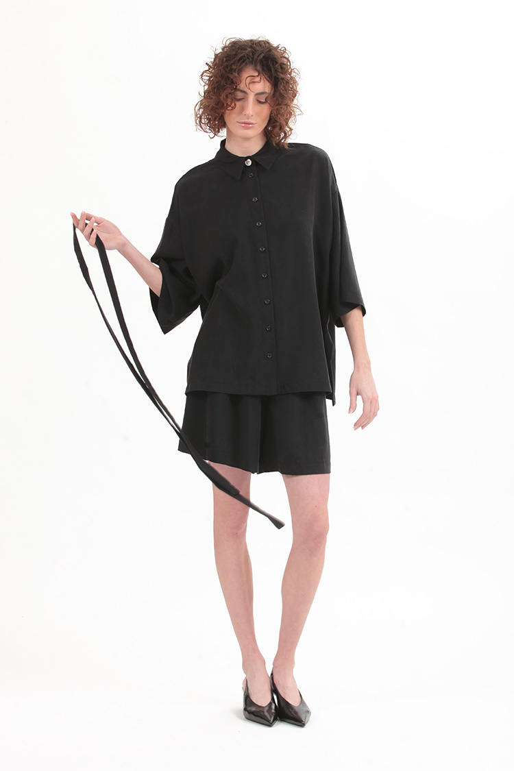 UNISEX SHIRT — BLACK