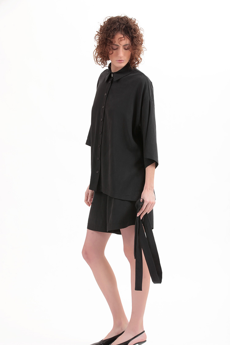 UNISEX SHIRT — BLACK