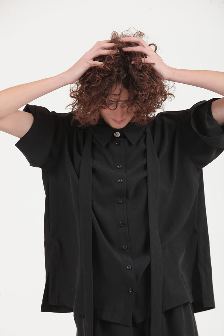 UNISEX SHIRT — BLACK