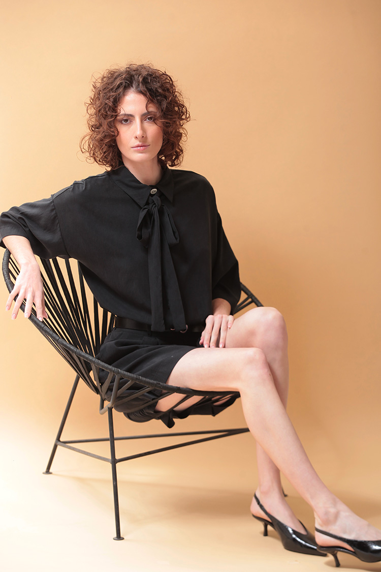 UNISEX SHIRT — BLACK