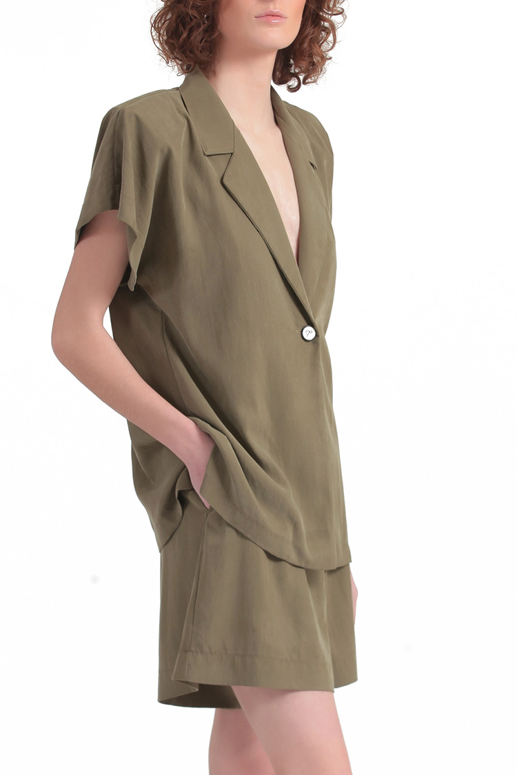 BLAZER WITH OVERSIZED SHOULDERS AND LOGO BUTTON DETAIL — CHAKI