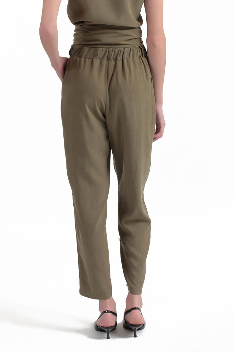 CROPPED TROUSERS WITH ELASTICATED WAIST — CHAKI