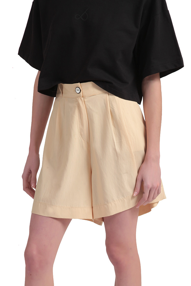 BERMUDA SHORTS WITH ELASTICATED WAIST AND LOGO BUTTON DETAIL — BUTTER