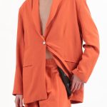 UNISEX BLAZER WITH OVERSIZED SHOULDERS AND LOGO BUTTON DETAIL — ORANGE