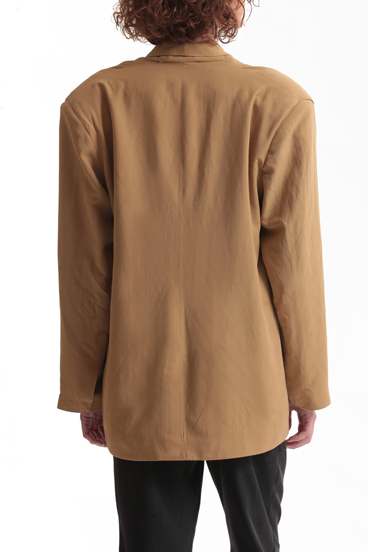 UNISEX BLAZER WITH OVERSIZED SHOULDERS AND LOGO BUTTON DETAIL — BEIGE