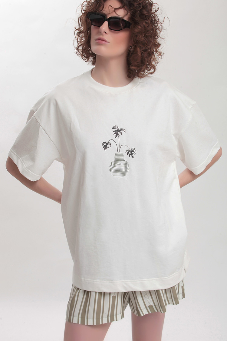 UNISEX T SHIRT WITH FLOWER POT LOGO — WHITE