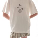 UNISEX T SHIRT WITH FLOWER POT LOGO — WHITE
