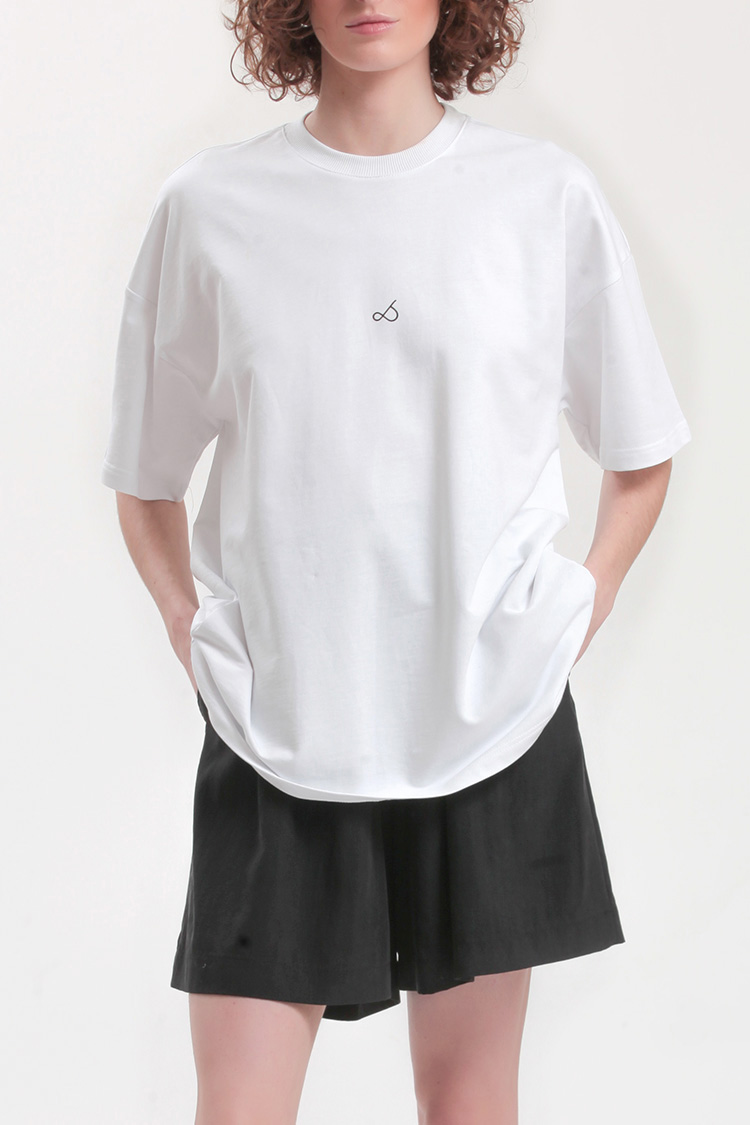 UNISEX T SHIRT WITH LOGO — WHITE