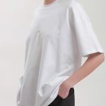 UNISEX T SHIRT WITH LOGO — WHITE