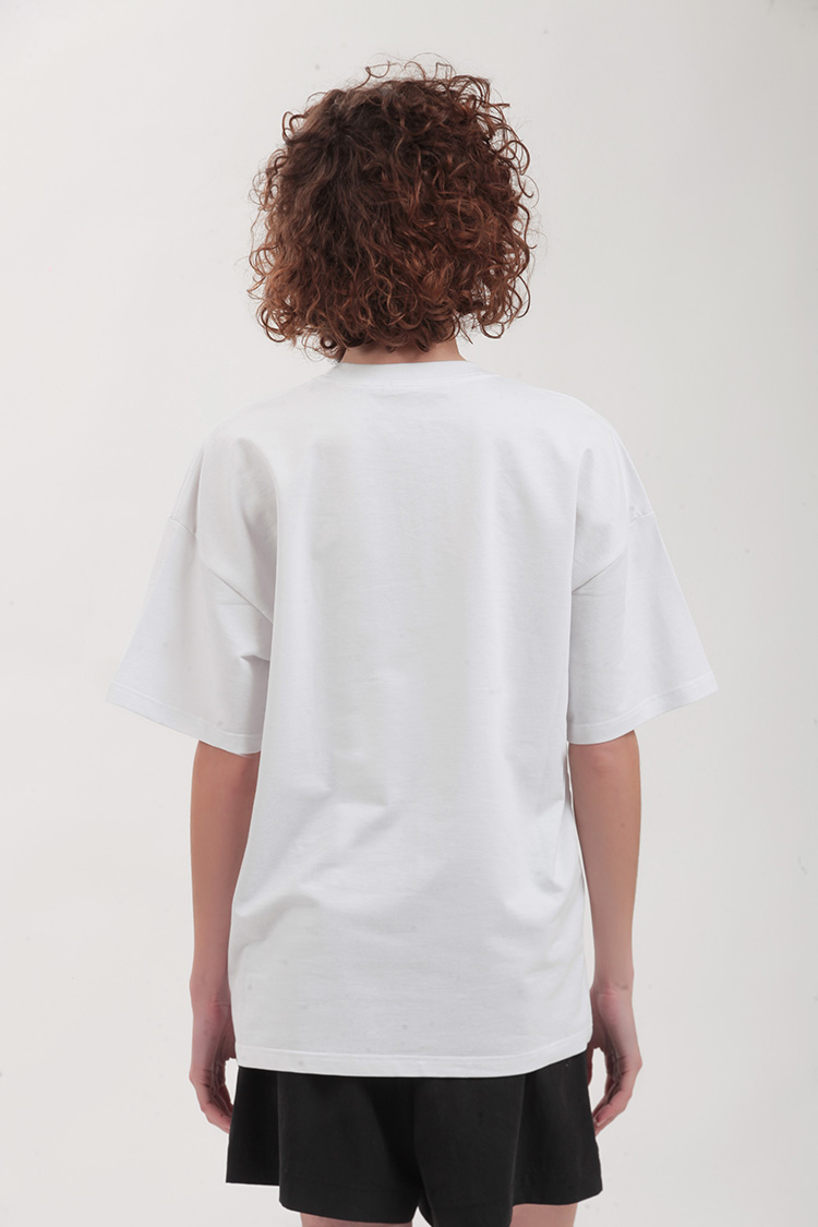 UNISEX T SHIRT WITH LOGO — WHITE