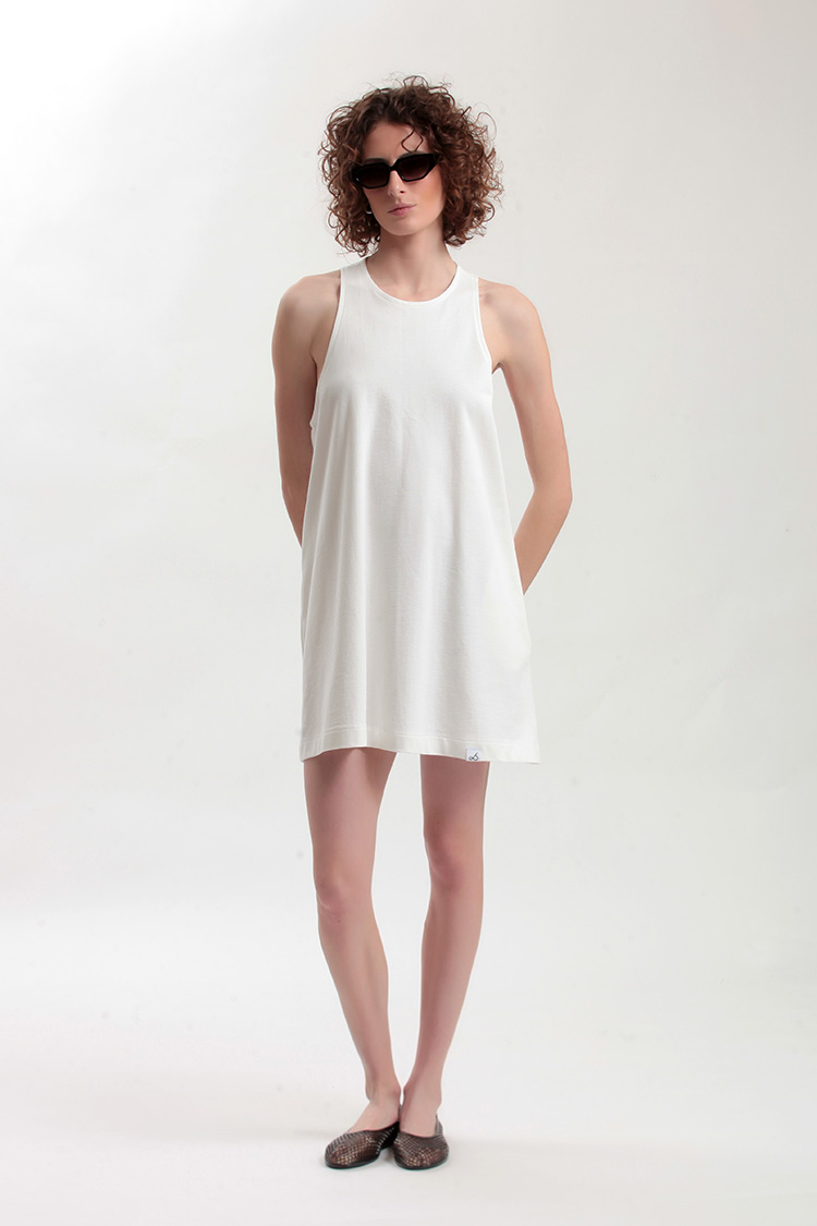 MINI DRESS WITH A TRIANGULAR BACK DESIGN — WHITE