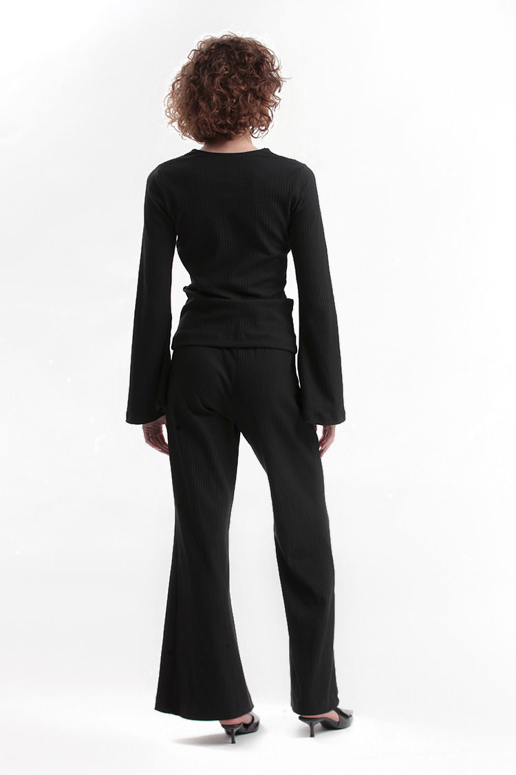 RIBBED FLARED LEG PANTS – BLACK