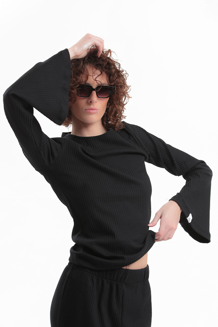 RIBBED LONG SLEEVE TOP-BLACK