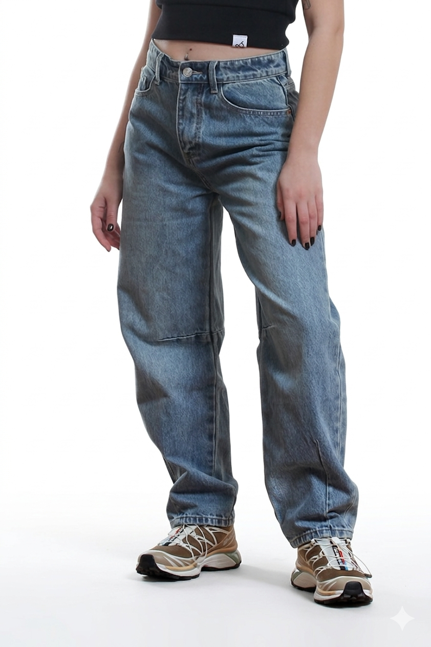 WOMEN’S HIGH-WAISTED BARREL LEG JEANS