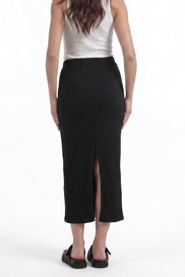 SLIM FIT SKIRT-BLACK