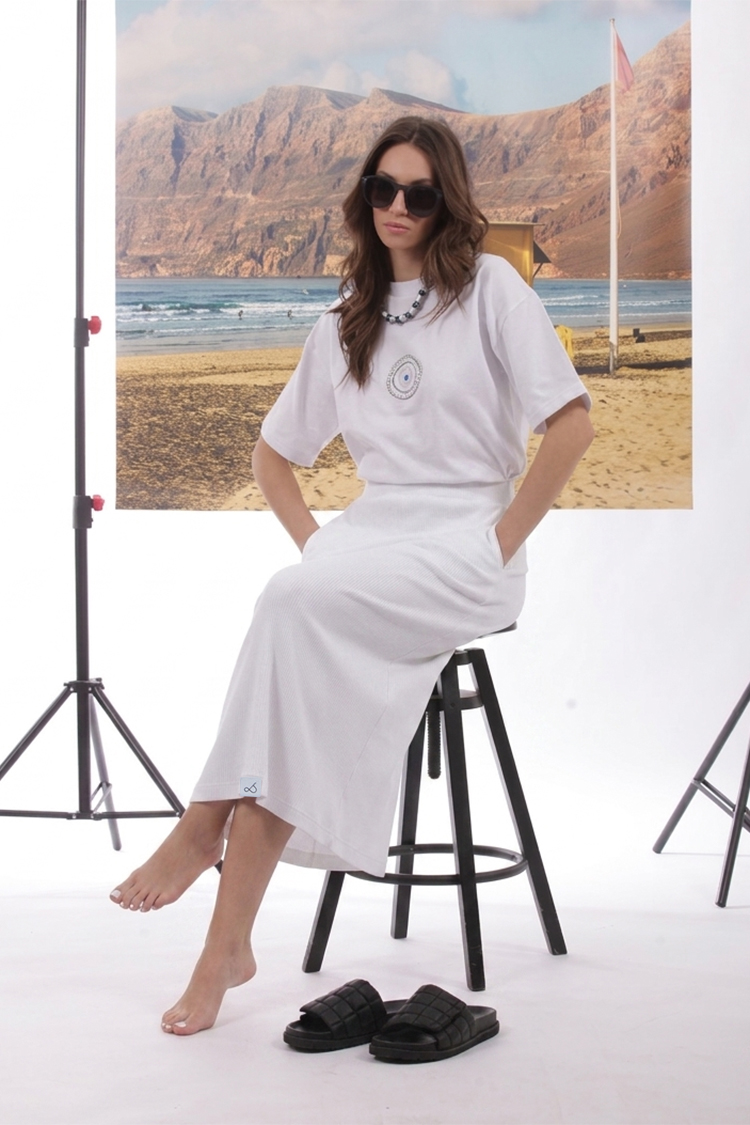 SLIM FIT SKIRT-WHITE